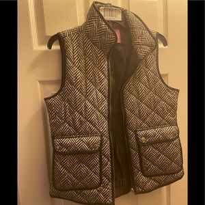 Women’s Patterned Black and Cream Vest